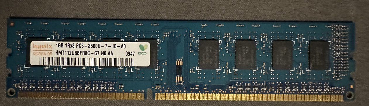 PCs: hynix 1GB PC3-8500U – Gebraucht aus Morges von jjoo