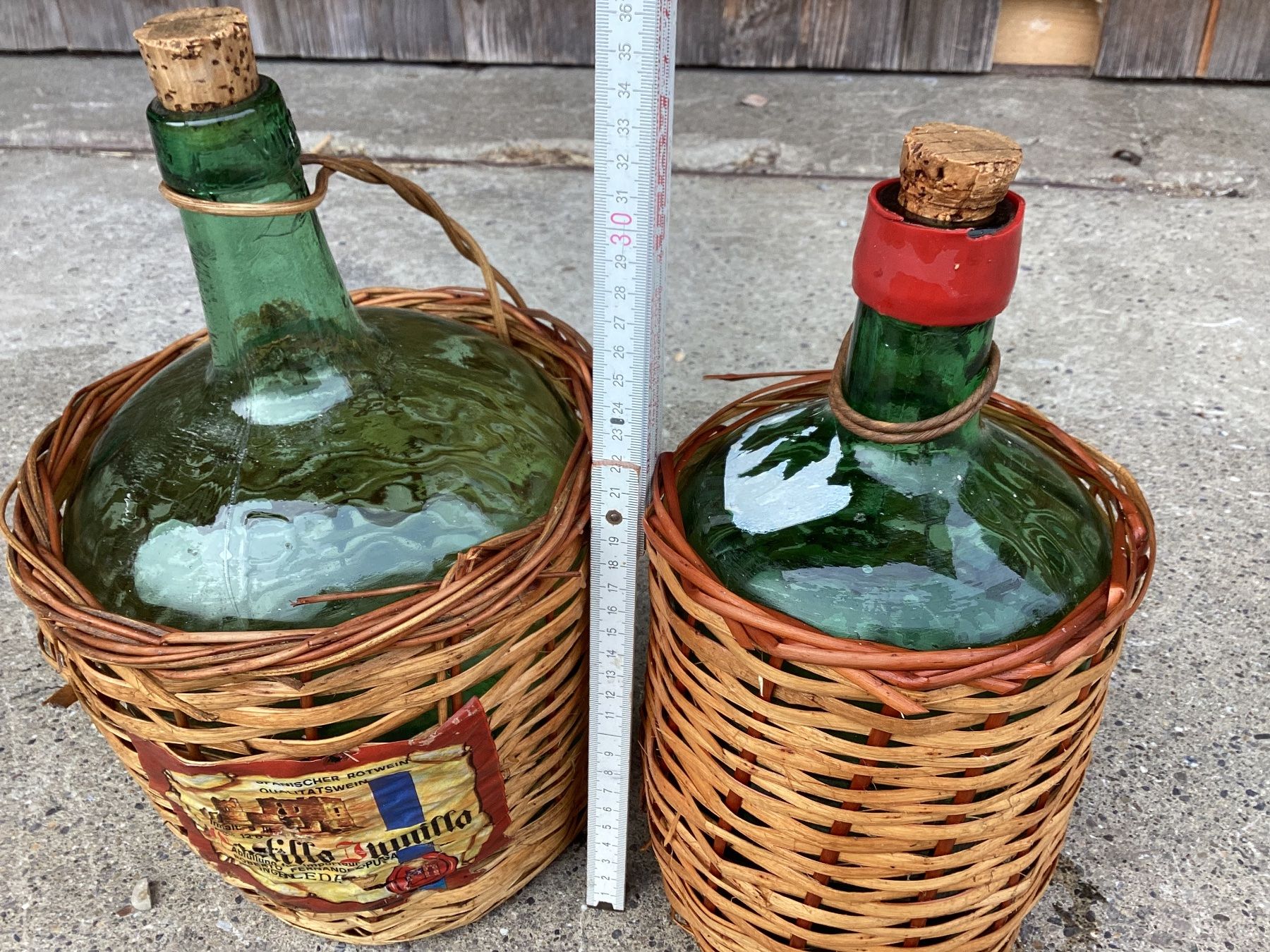 Bottiglie: 2 Korb- Schnapsflasche, für Schnaps oder zu Dekoration – Usato da Mörschwil venduto da Monzar 2