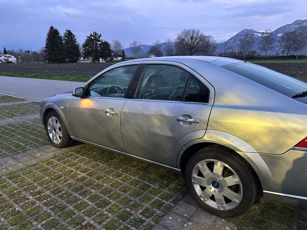 Ford Mondeo 2.5 V6 7