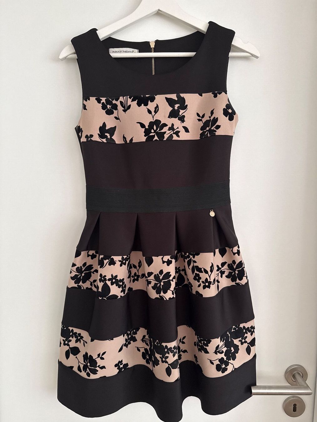 Kleider: Cocktailkleid Gr.XS – Gebraucht aus Schönenwerd von d.chiara