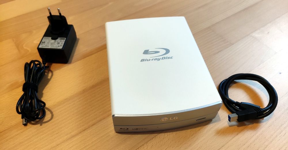 Externer Bluray Brenner (USB) LG BE14NU40 (weiss, silber) Kaufen auf