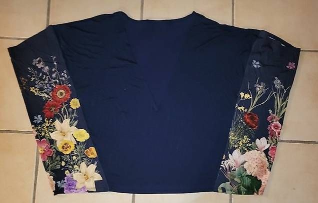 Camicette: Desigual Flügelbluse, XL, neu – Usato da Lyss venduto da Petrulla02 1