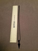 Schwarze Pfeilspitze Halskette - Zeitloser Herrenschmuck