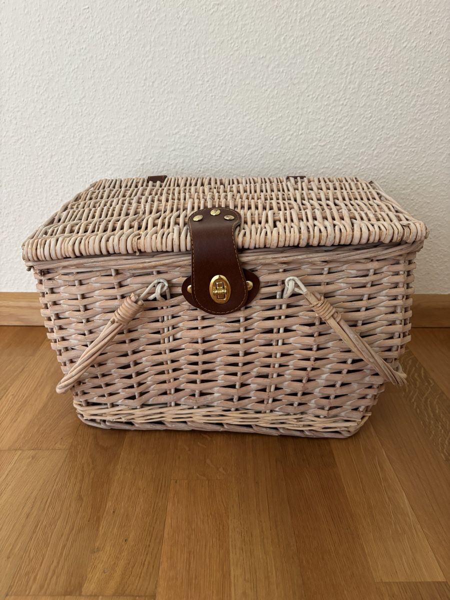 Sonstiges für Haushalt & Wohnen: Picknikkorb – Neu (gemäss Beschreibung) aus Basel von olg_p9yv