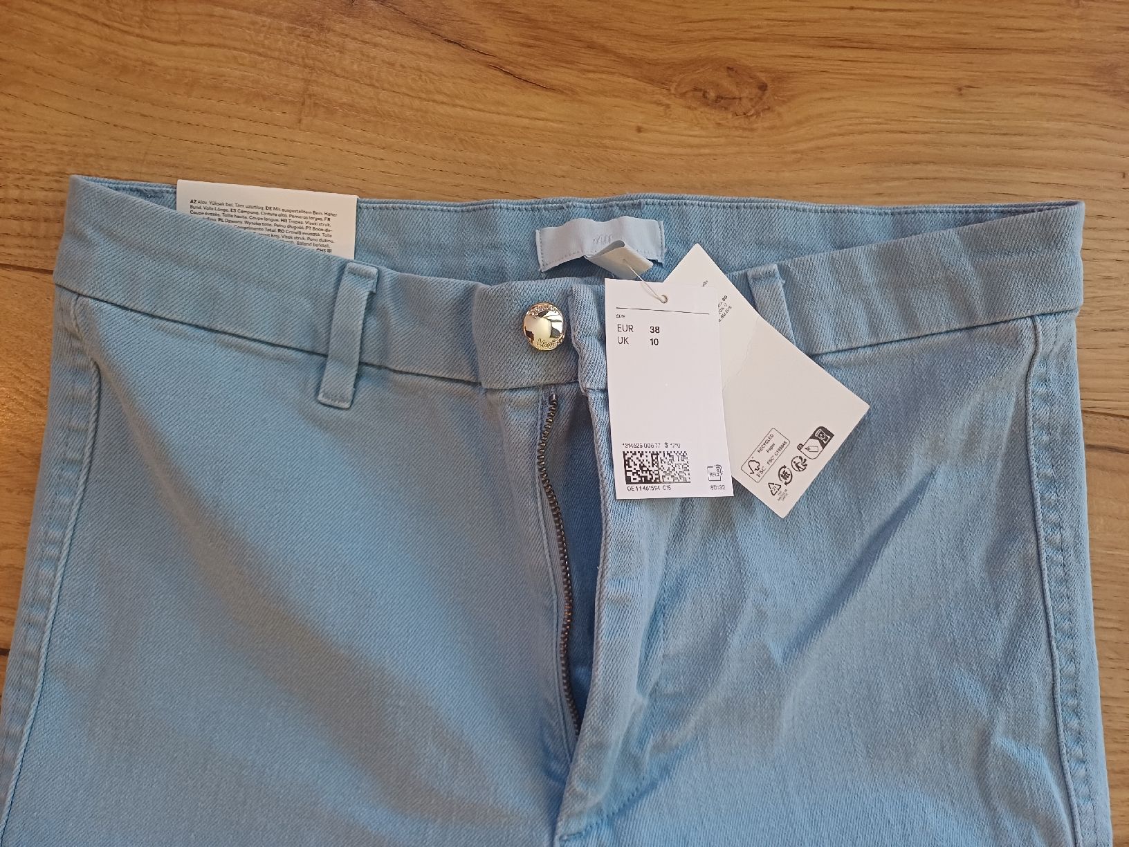 H&M Jeans: H & M Flare High waist Gr 38 – Neu und originalverpackt aus La Punt Chamues-ch von Aniram87 2