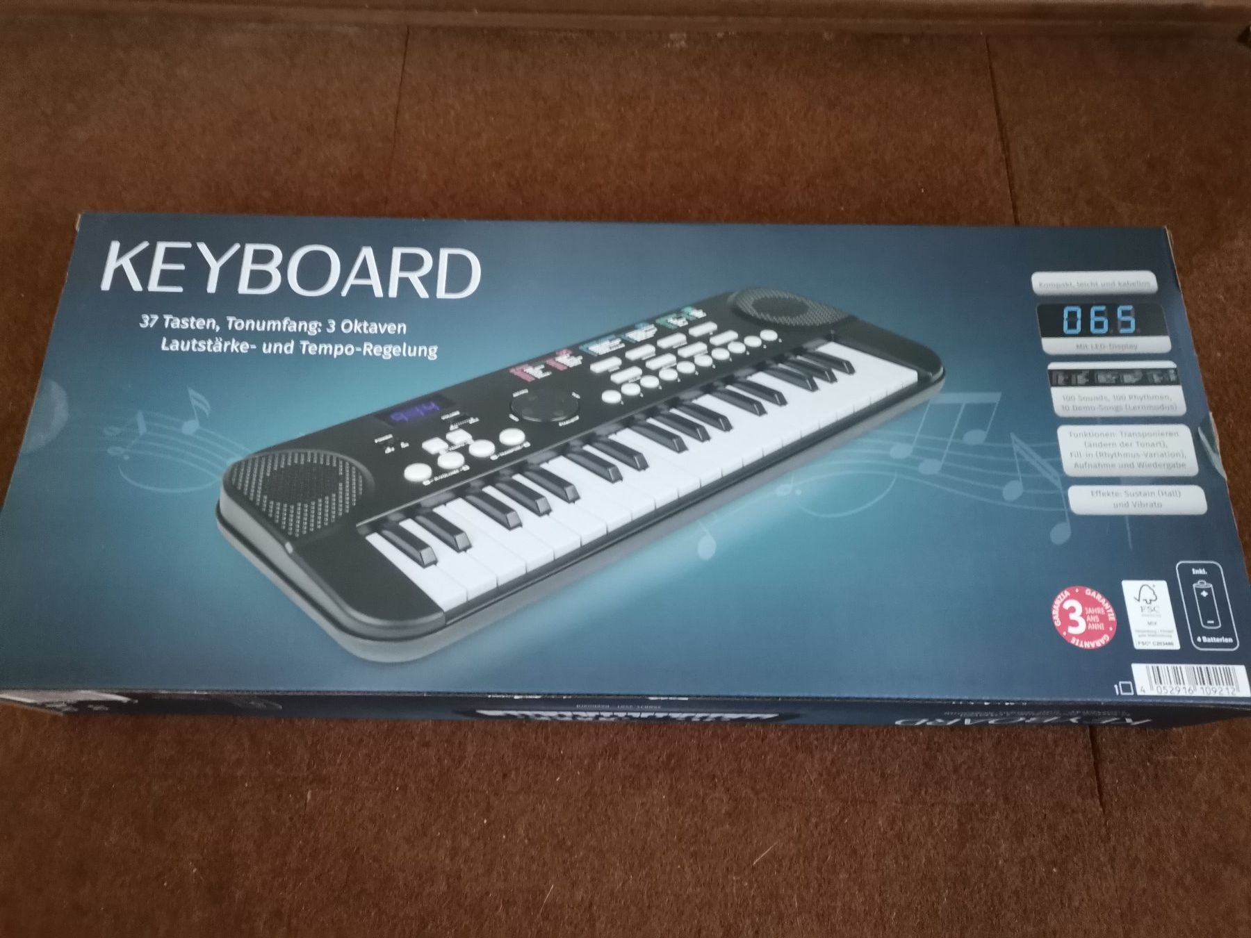 Musikinstrumente: Keyboard – Gebraucht aus Oftringen von Esthiboy 1