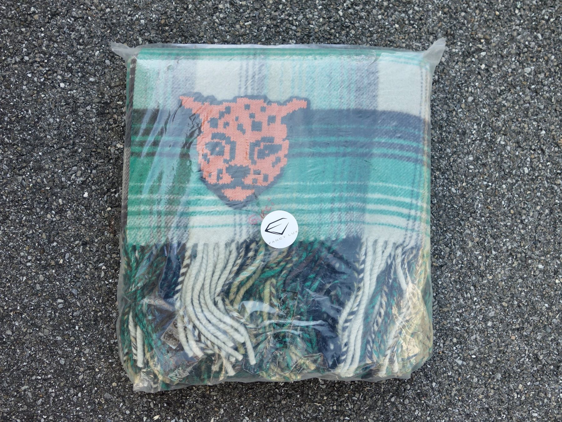 Gucci Sonstige Kleidung & Accessoires: GUCCI reversible PONCHO - Wolldecke - Wolle PREFALL 2018 – Neu (gemäss Beschreibung) aus Kerzers von zimmergruen 2
