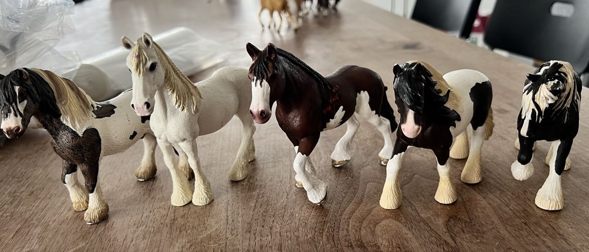 Schleich Giocattoli: shire-herde von schleich – Usato da Beinwil am See venduto da -Sparky-