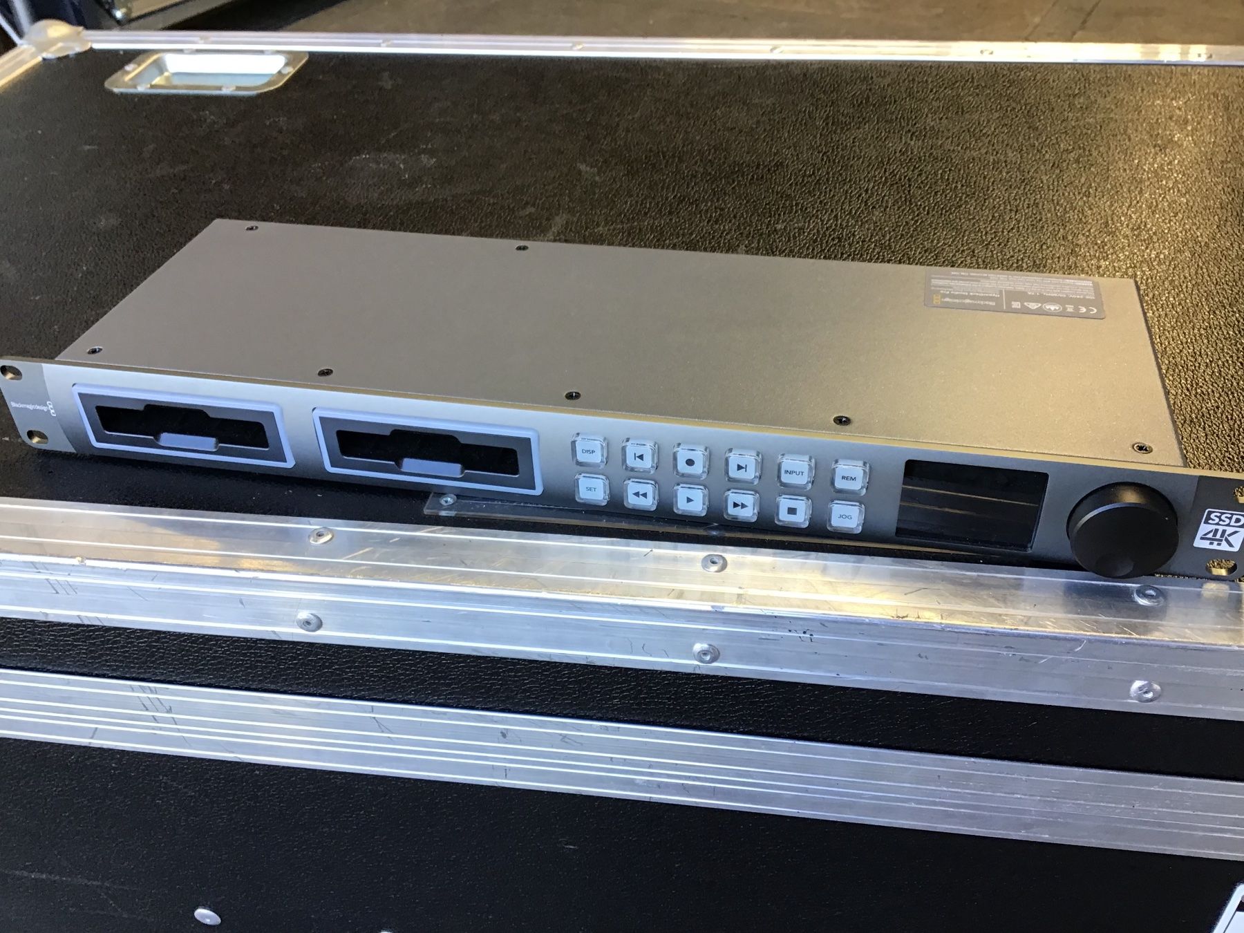 Blackmagic Registratori: Blackmagic Design HyperDeck Studio 4K SSD Recorder (298) – Usato da Leuggern venduto da stagem