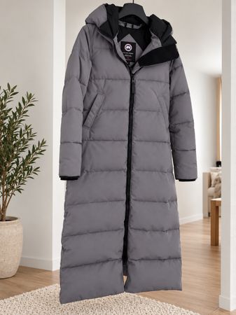 Canada Goose Mystique Parka  "Black Edition" Neu