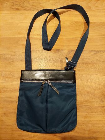 KNOMO London, Crossbag-Handtasche, Blau, wie neu!