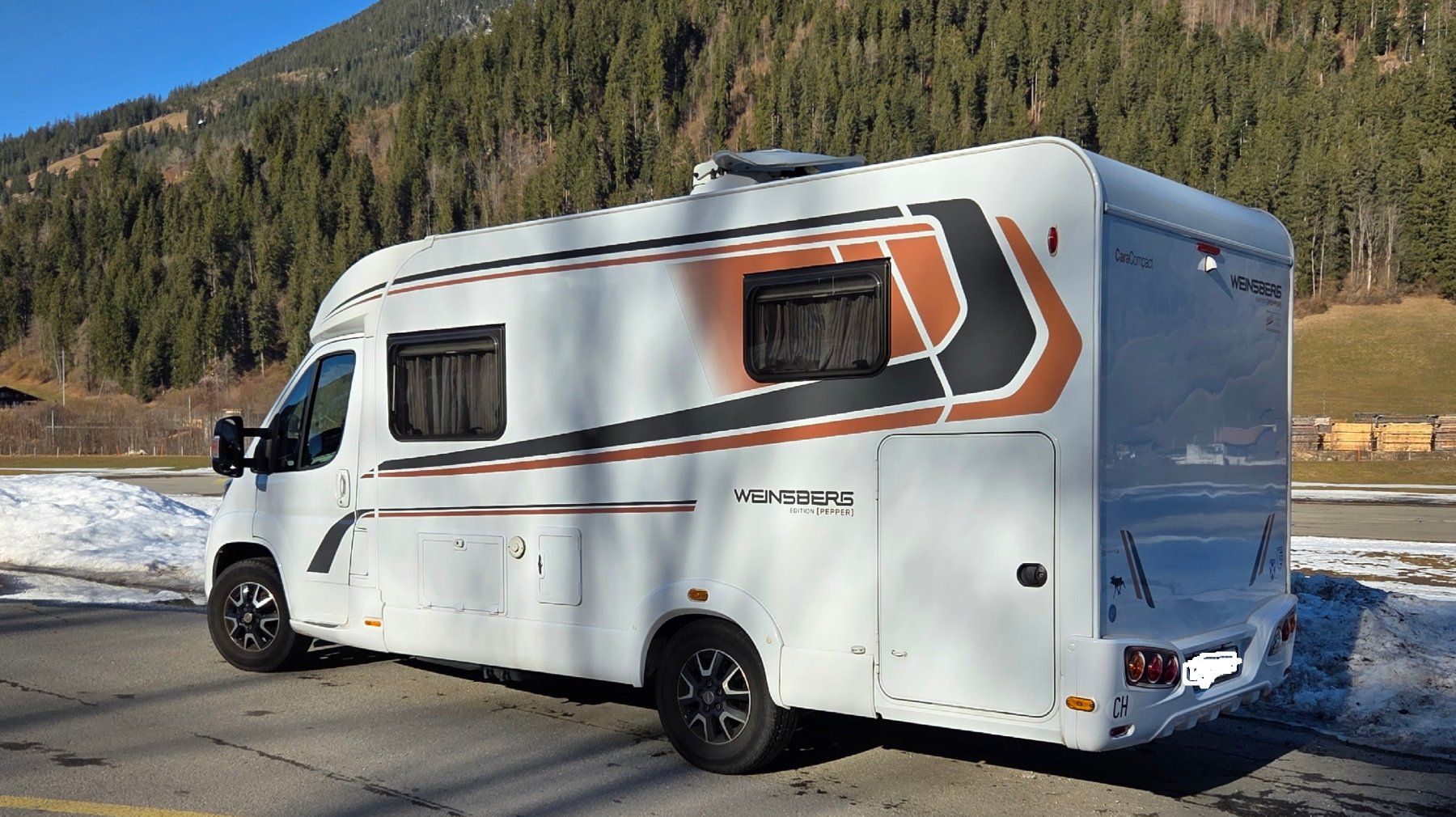 Weinsberg Veicoli da campeggio: WEINSBERG CaraCompact Edition Pepper Wohnmobil – Usato da Zweisimmen venduto da jakobsweg 1