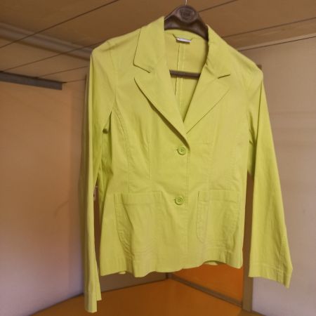 Jolie veste légère neuve, 38