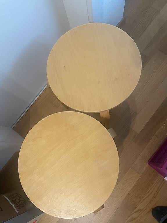 Ikea Tabourets: Ikea frosta hocker 2 stück – D'occasion à Dübendorf par rocki07 1