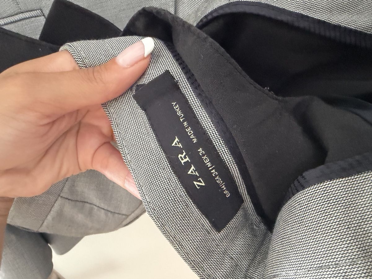 Zara Costumes: Zara Suit grey – D'occasion à St. Gallen par kka_l9wg 2
