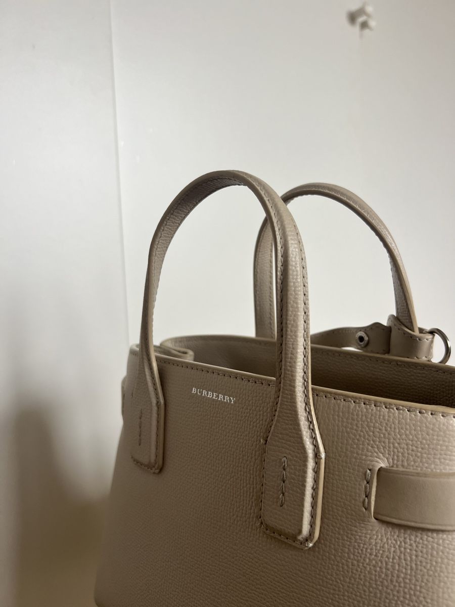 Burberry Borse da donna: BURBERRY Banner tote Beige – Nuovo (secondo la descrizione) da Niederlenz venduto da CXClouds 4