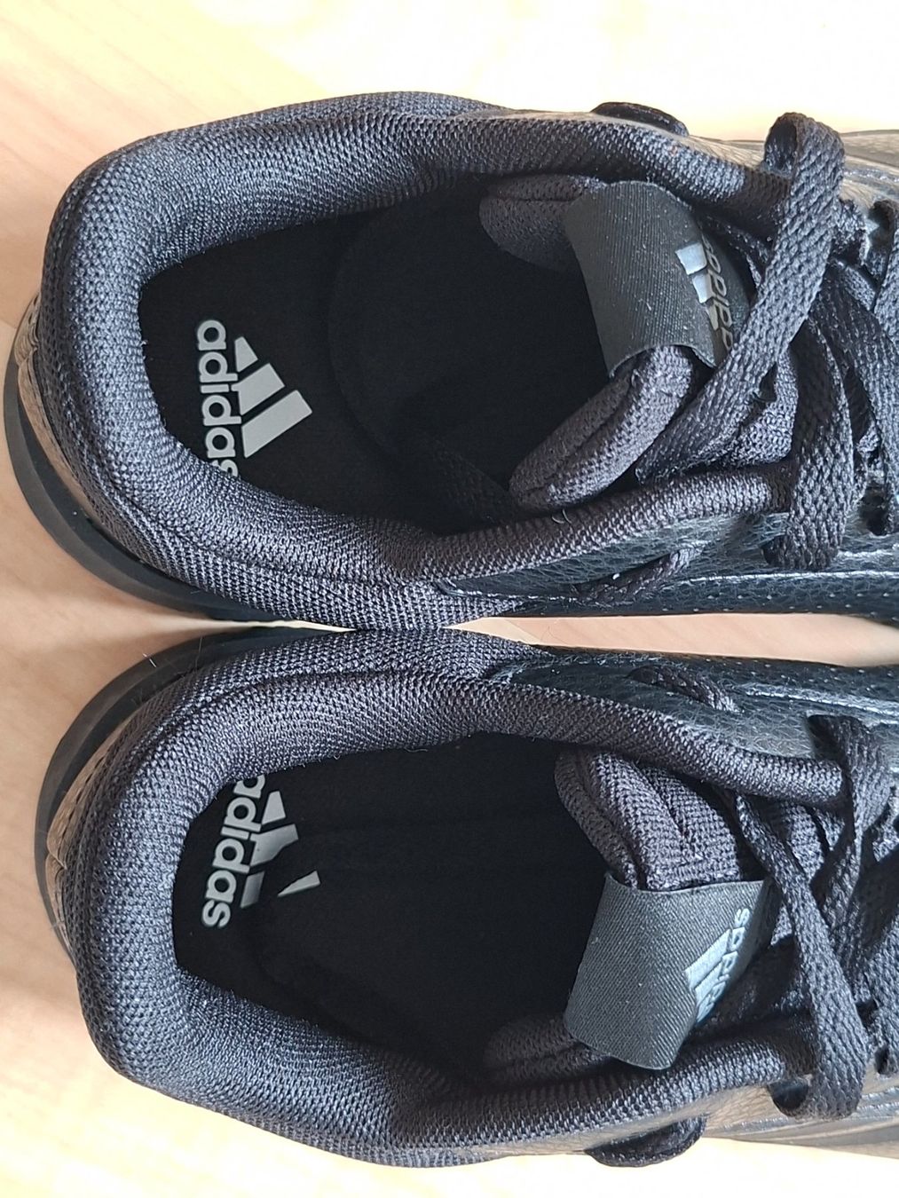 Adidas Scarpe da uomo: Sneaker Gr. 35.5 – Nuovo e nell'imballaggio originale da Niederlenz venduto da ion_gv7d 6