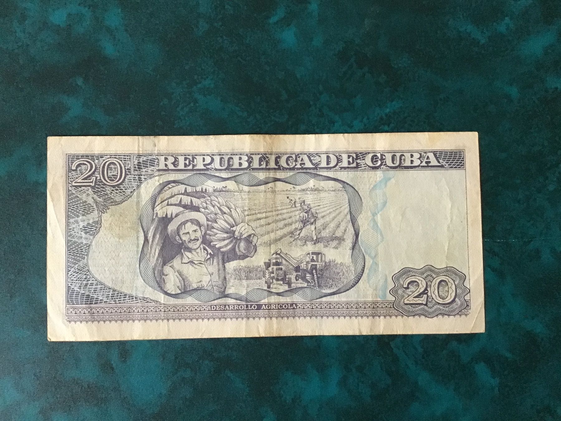 Billets de banque: Kuba 20 Pesos, 2008 – D'occasion à Urtenen-Schönbühl par absolut08 1