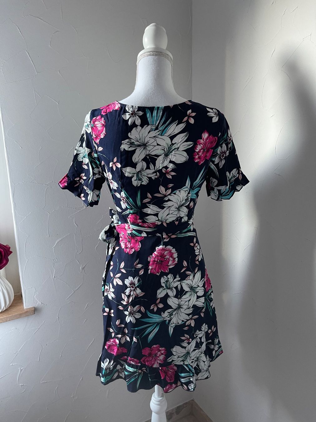 Shein Kleider: Florales Wickelkleid XS – Neu (gemäss Beschreibung) aus Dietikon von Nieselchen 1
