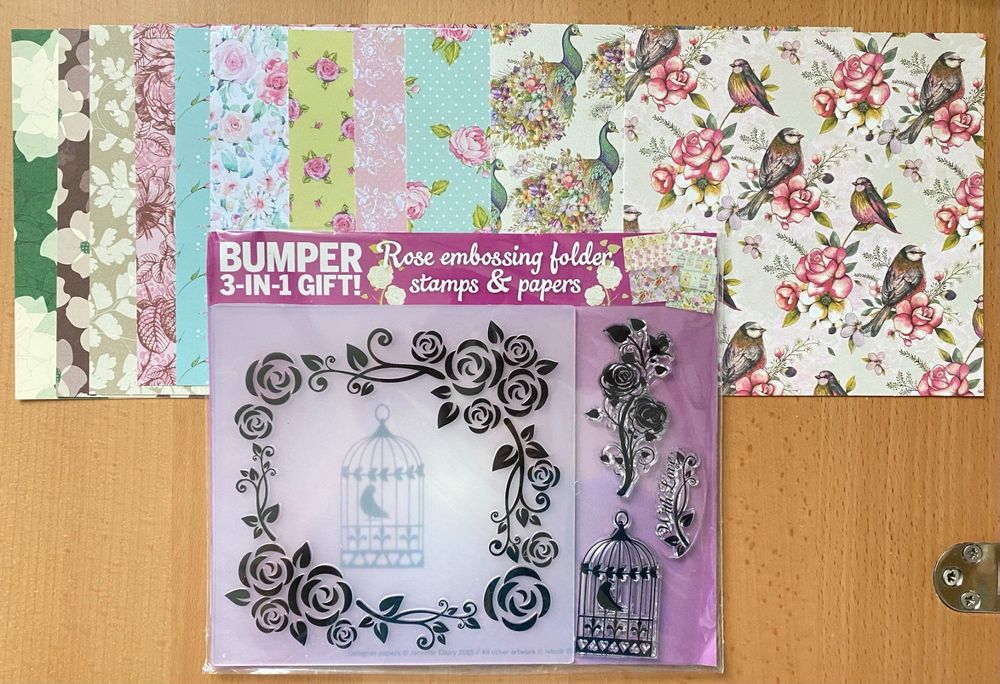 Embossing Set Rosen + Papier papercraft Kaufen auf Ricardo