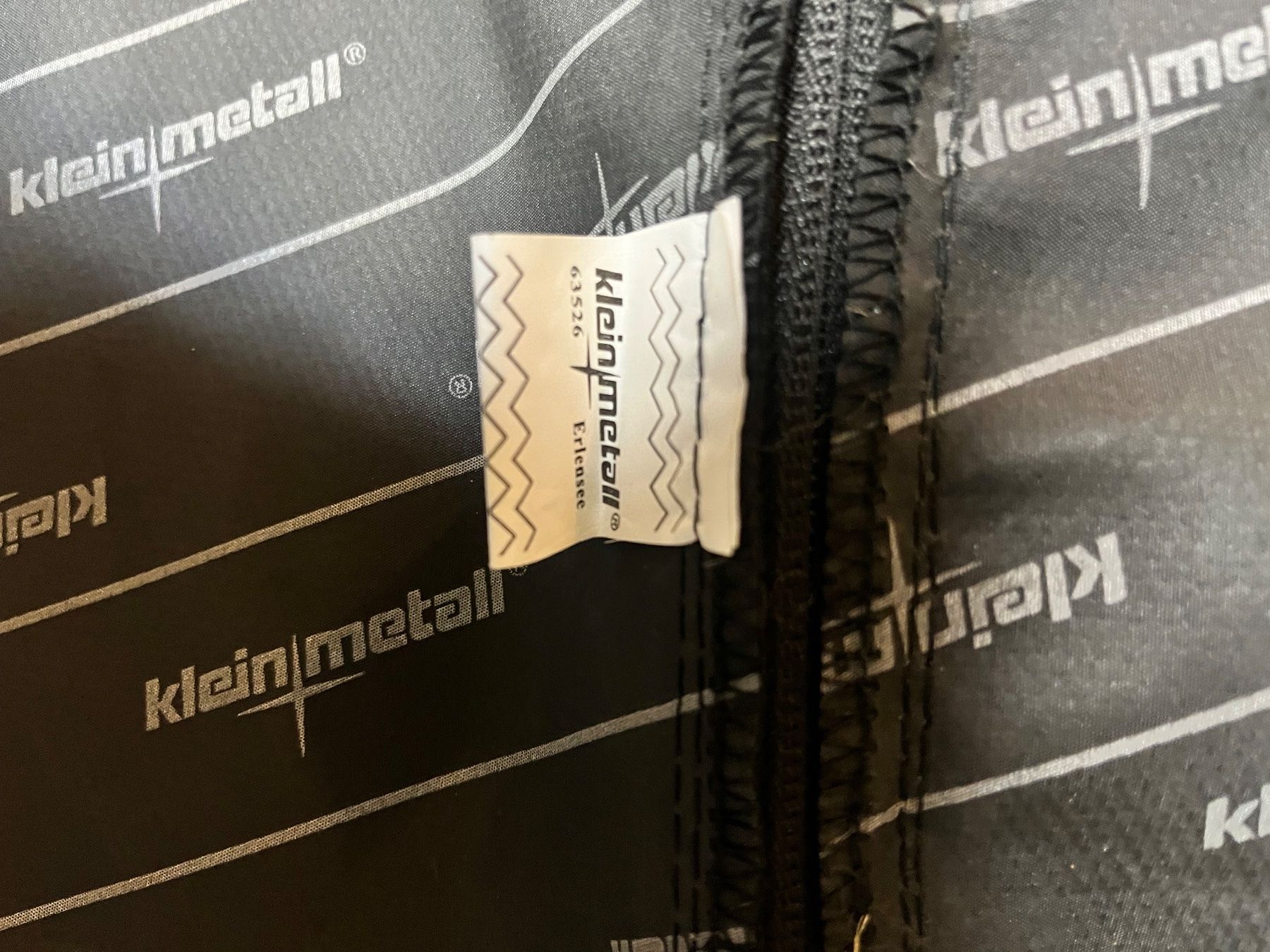 Tappeti & Tappetini: Kleinmetall Autoschondecke Bridge – Usato da Fislisbach venduto da Minka1806 3