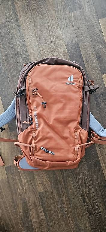 Deuter Zaini: Deuter Freerider 30 Rucksack – Usato da Root venduto da boka92 2