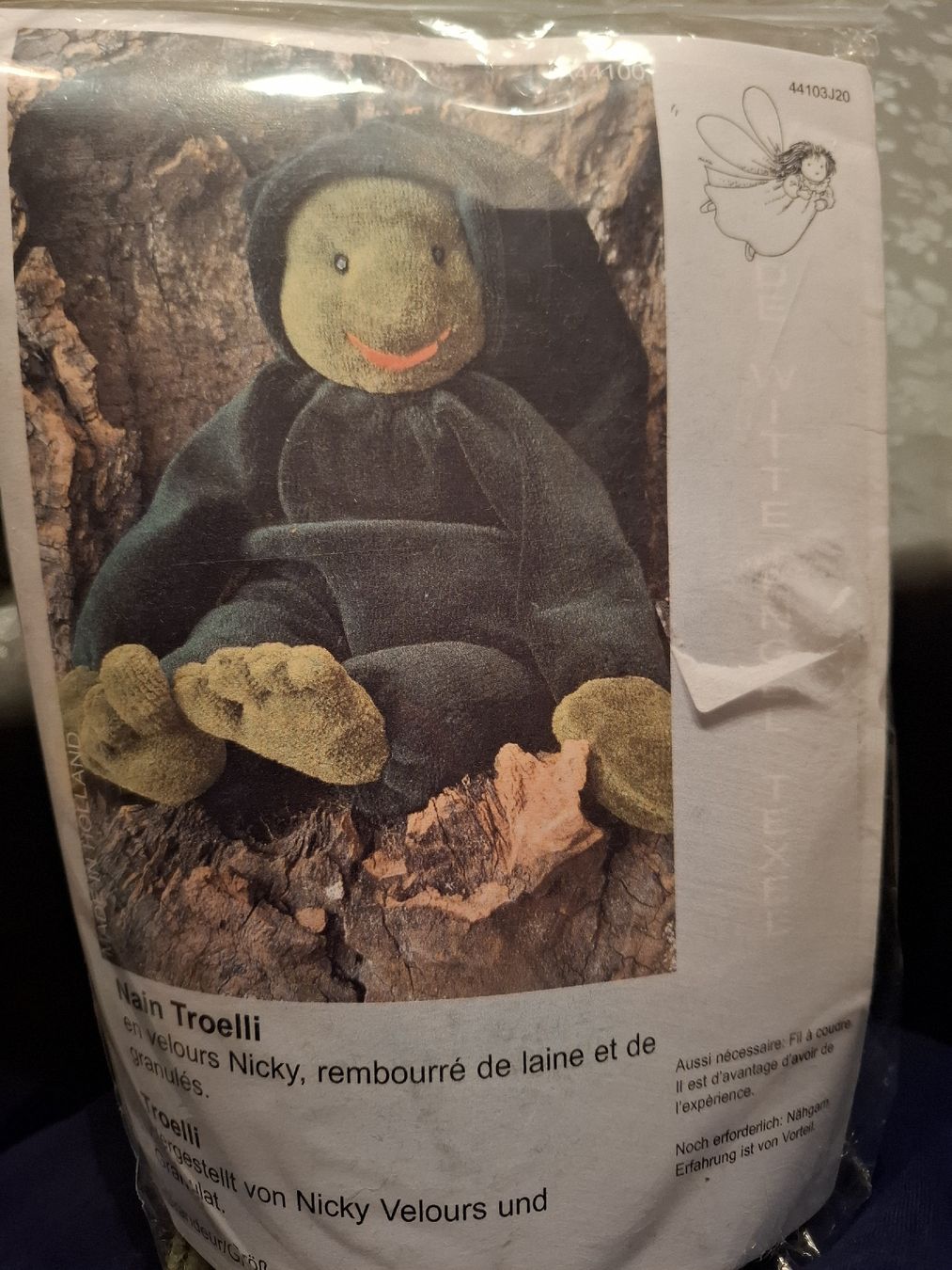 Kit bricolage: Nain Troelli Bastelset: Selber einen Troelli nähen! – Nuovo e nell'imballaggio originale da Buchrain venduto da Sracer0