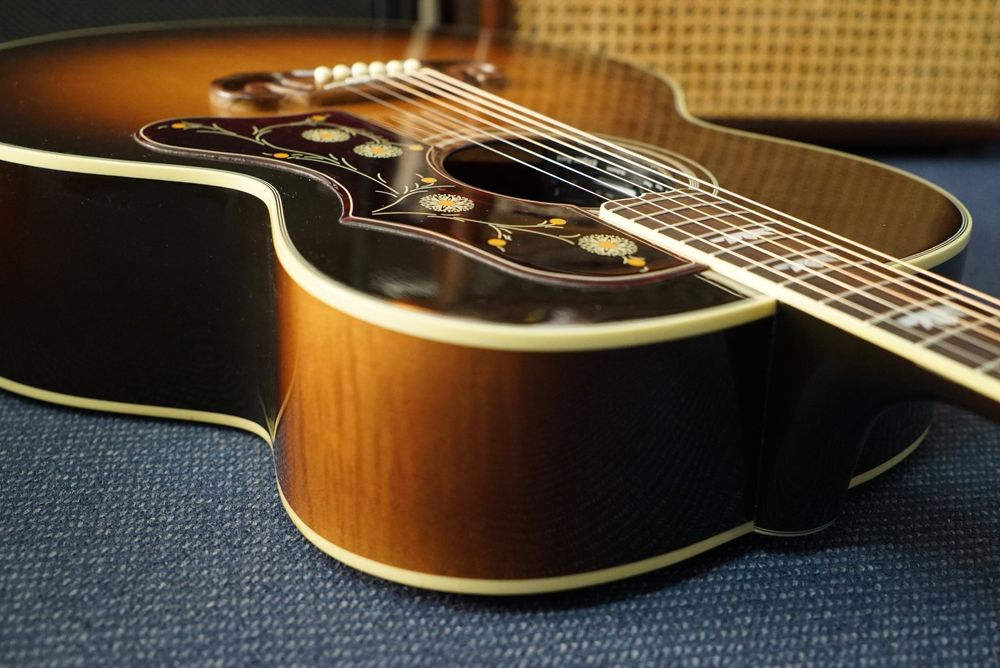Gibson SJ-200 Standard Autumnburst Fishman Ellipse Aura | Kaufen 