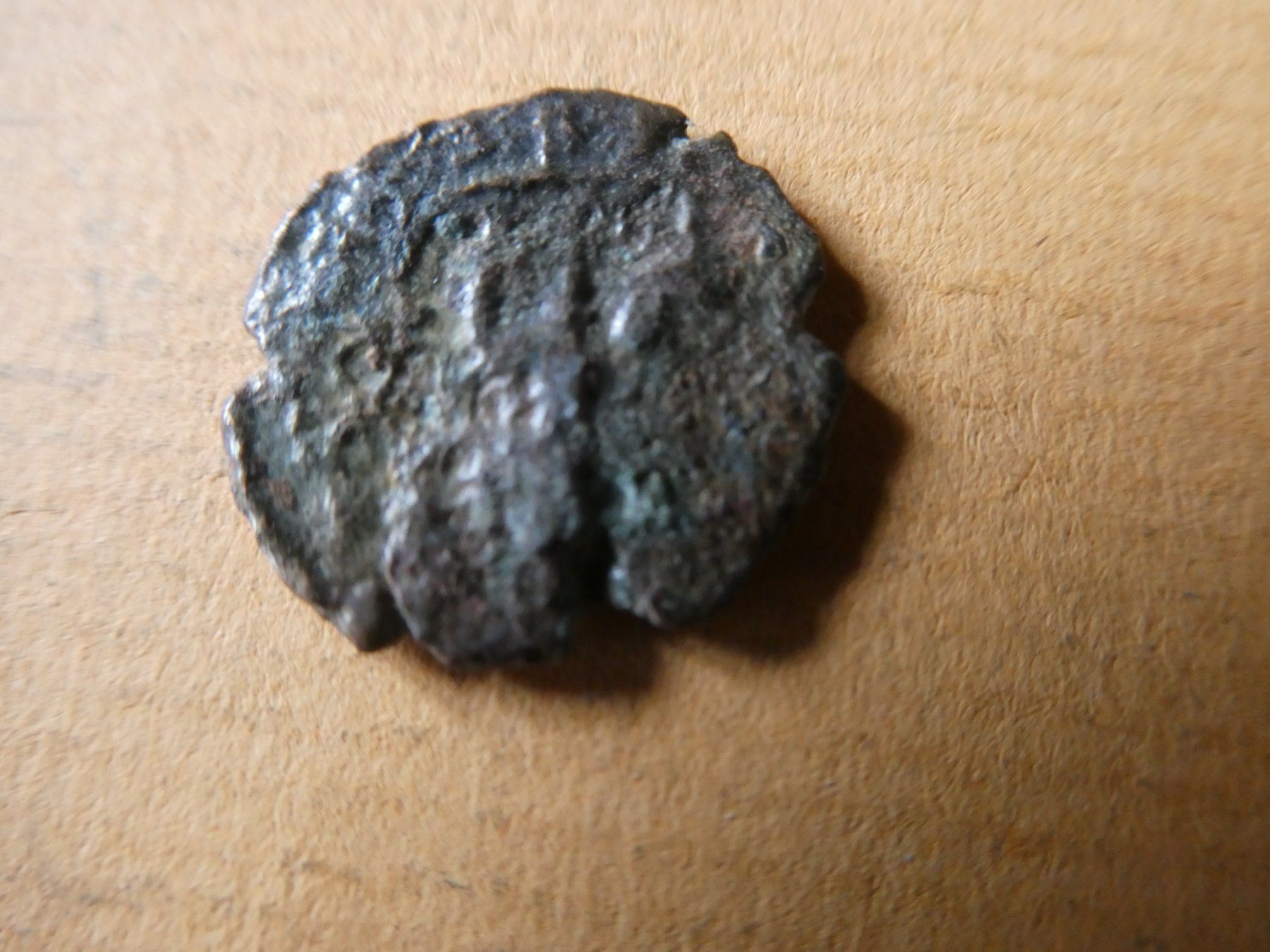 Alle Münzen: uralte Bronzemünze 15 mm     1.63 g – Gebraucht aus Hinterforst von Rohusri 2