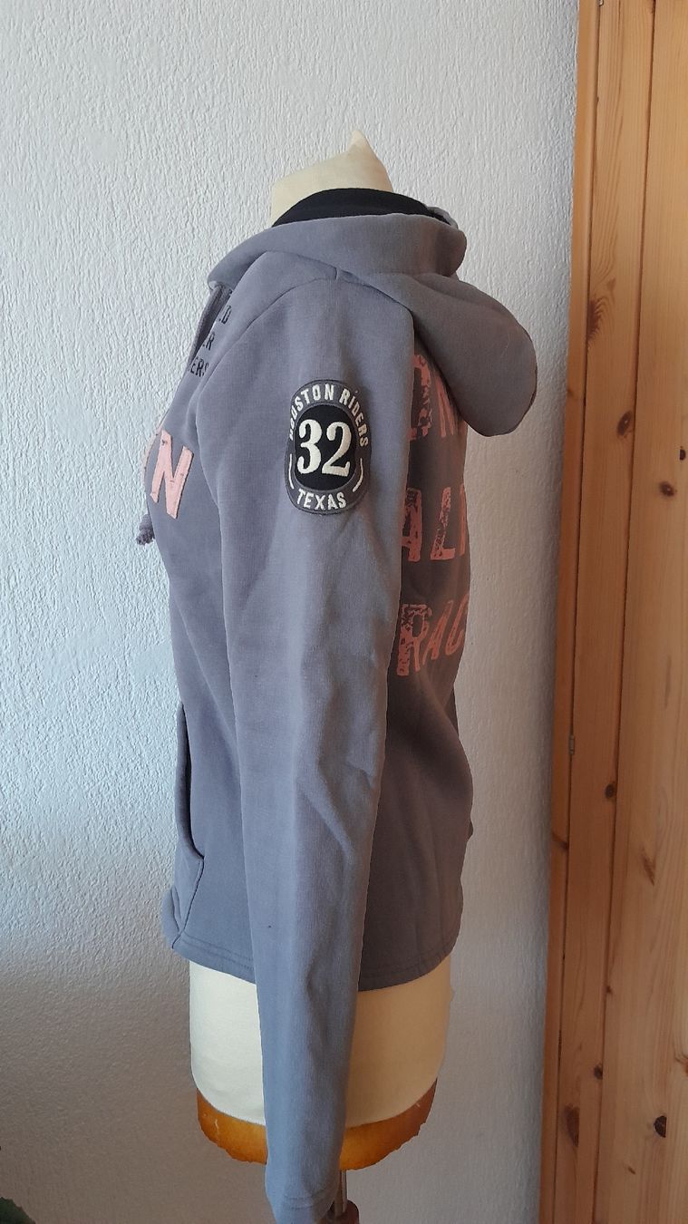 Maglioni & Felpe: Kapuzenjacke von Warson – Nuovo (secondo la descrizione) da Innerthal venduto da System_of_a_down 1