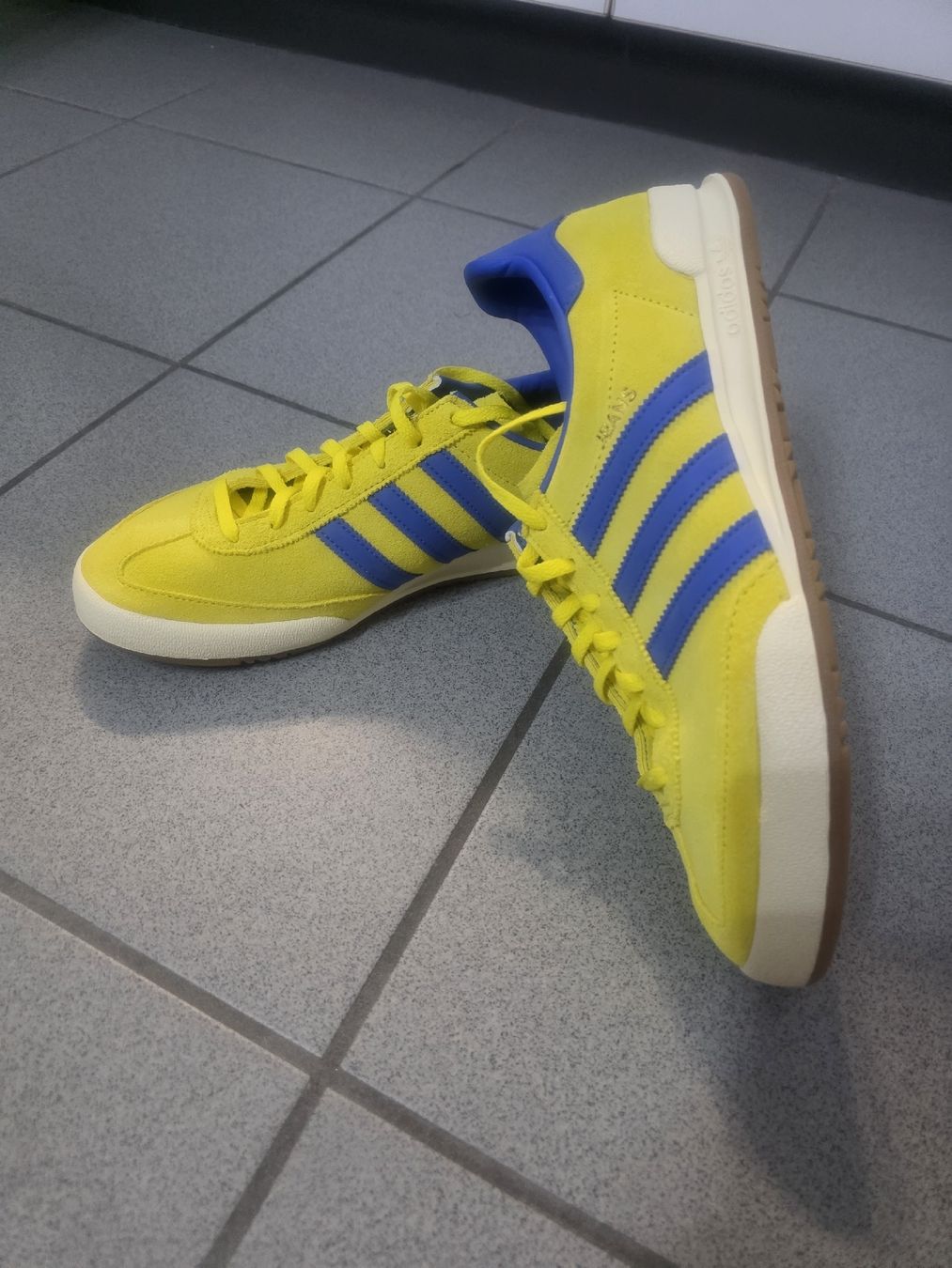 Adidas Scarpe da uomo: Adidas Jeans jaune – Nuovo (secondo la descrizione) da Bulle venduto da Christophe1080 1
