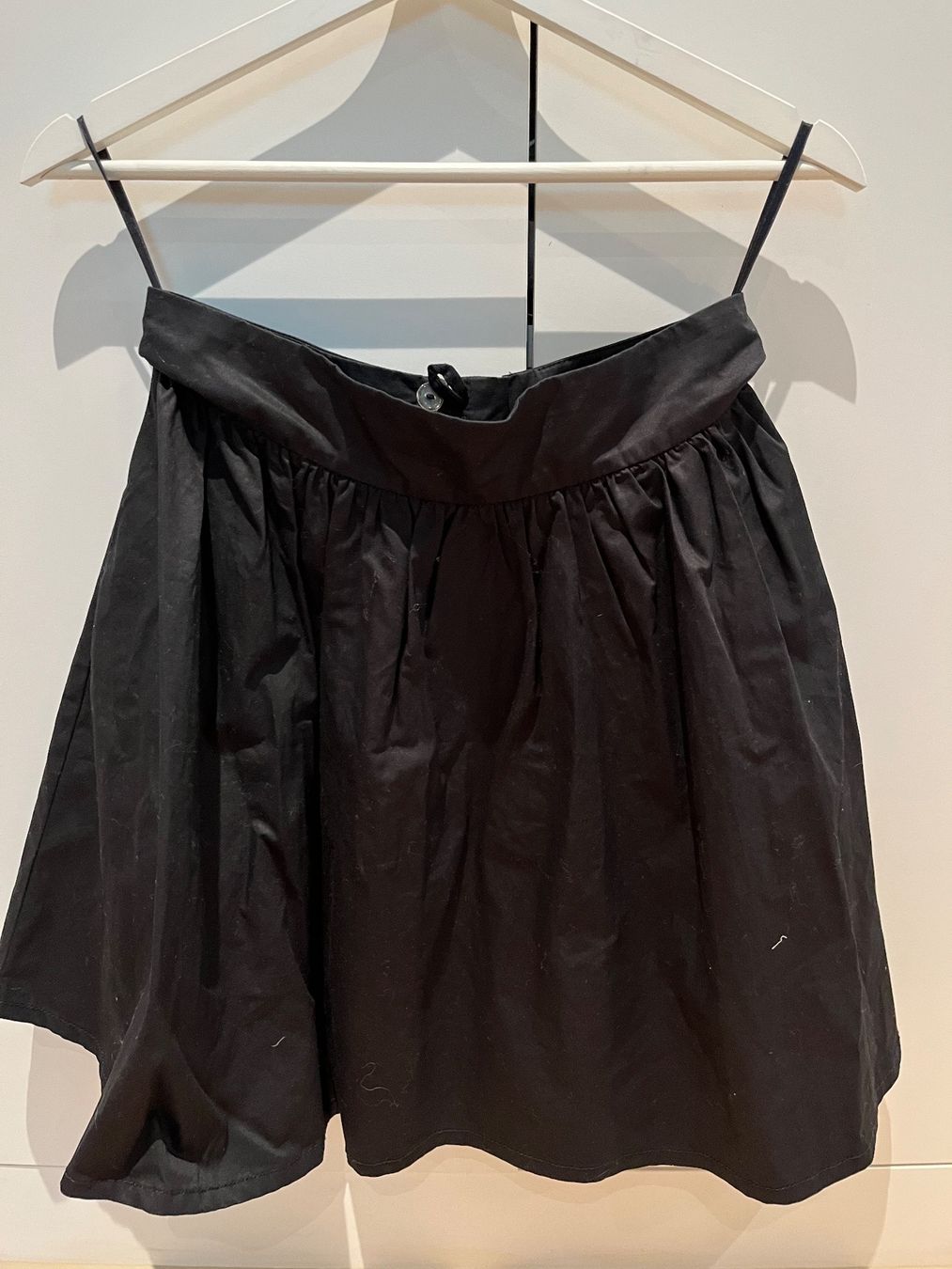 H&M Gonne: Schöner schwarzer Rock, Grösse S – Usato da Küsnacht ZH venduto da ToddyGinger 3