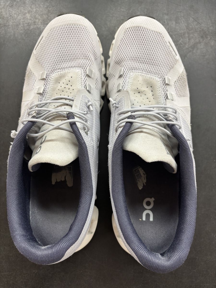 On Chaussures hommes: On Sneaker grau, Grösse 42 – D'occasion à Büren an der Aare par Nikito2001 2
