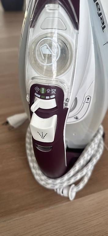 Fers à repasser: Fer à repasser Tefal – D'occasion à Morges par overkiki 2