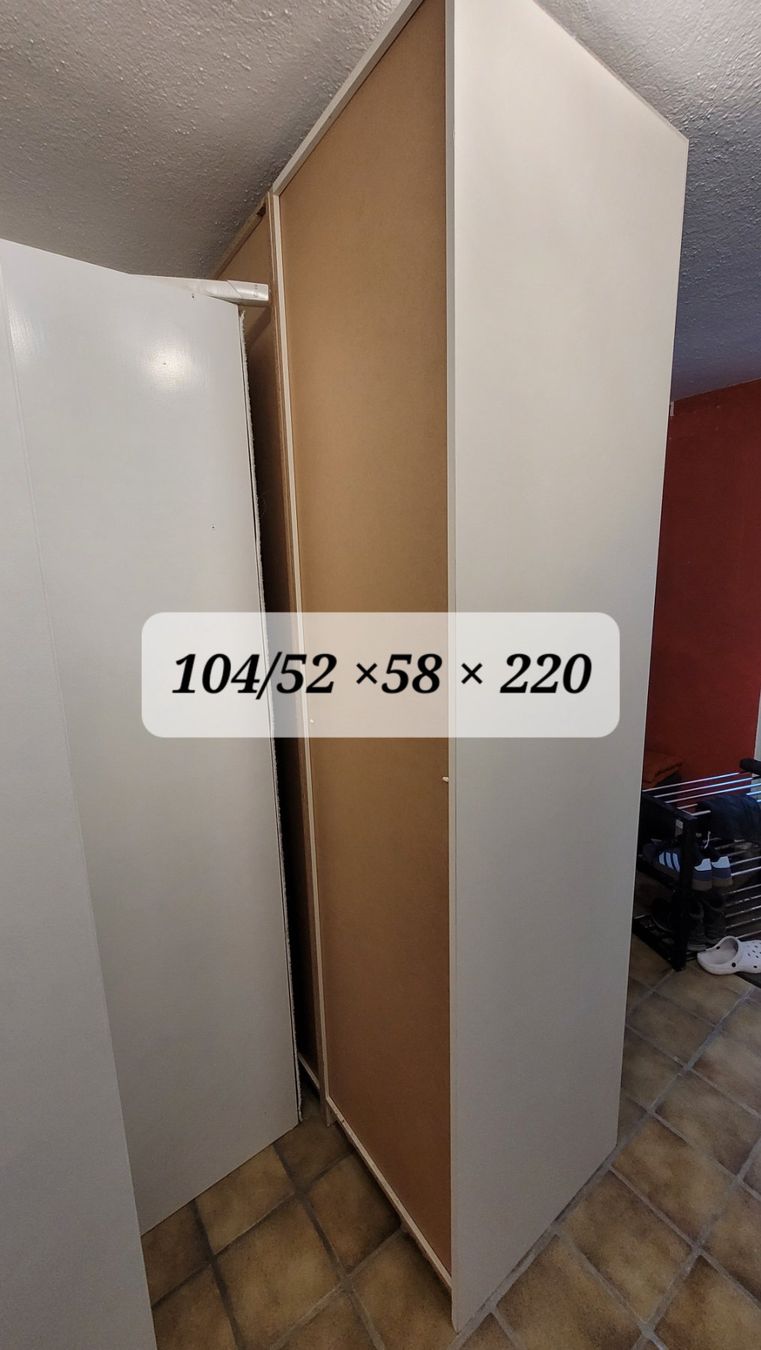Schränke: Schrank mit Glastüren, weiss – Gebraucht aus Bischofszell von -fr-5 5