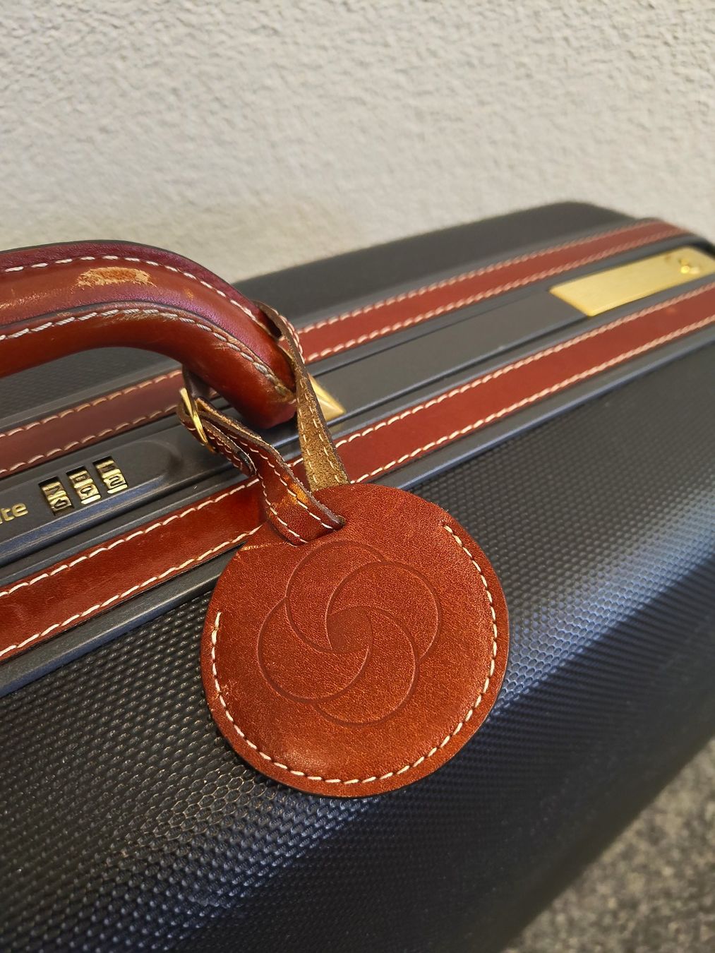 Samsonite Reisekoffer: Hartschalenkoffer von Samsonite aus den 80er komplett – Gebraucht aus Emmenbrücke von BlSi 3
