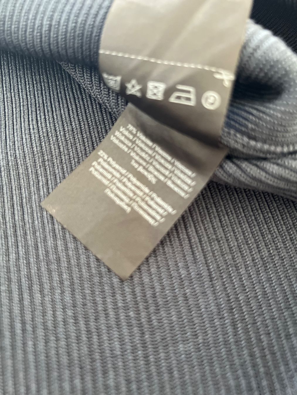 Comma Top: Sommer Top von Comma, Gr. 42, Blau, – Usato da Ebmatingen venduto da Mistelu 3