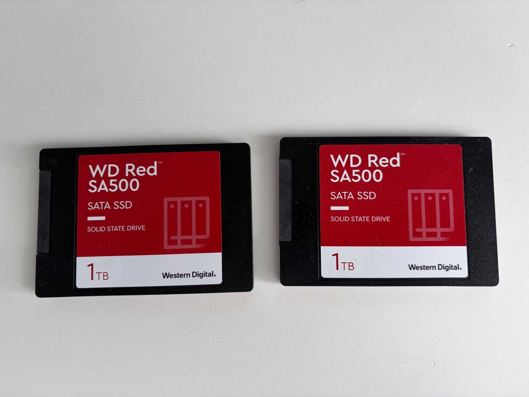 Western Digital Disques durs: 2 x WD Red SA500 SATA SSD 1TB – D'occasion à Bern par dan_whs5 1