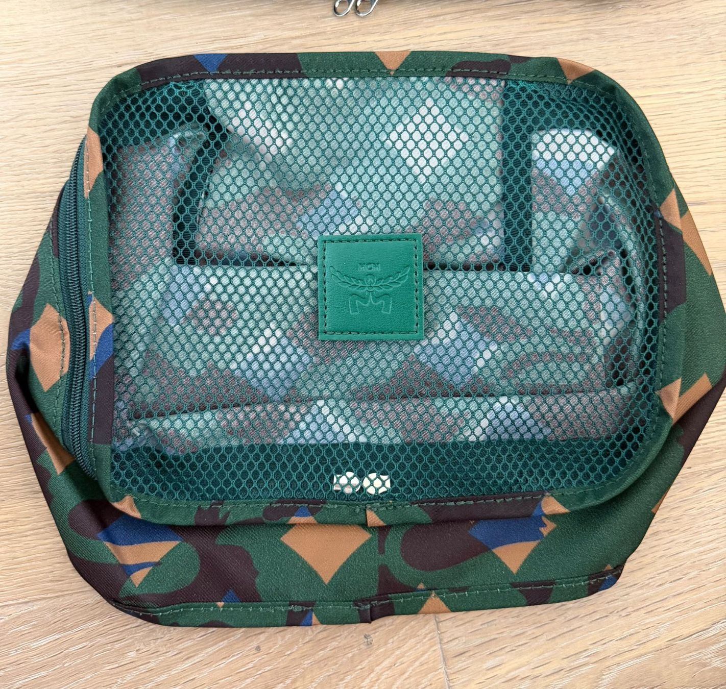 Mcm Custodie per cosmetici: Set 3 Original Neu MCM Nessesairs – Nuovo e nell'imballaggio originale da Wangen SZ venduto da Rol_20 1