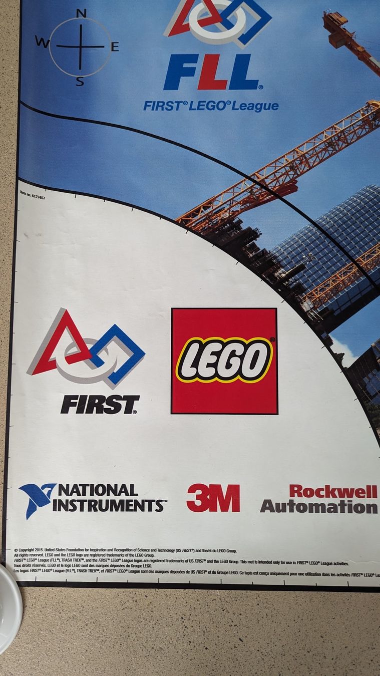 Lego Kit di costruzioni: FIRST LEGO League Competition Mat 2015 – Usato da Zürich venduto da maxn