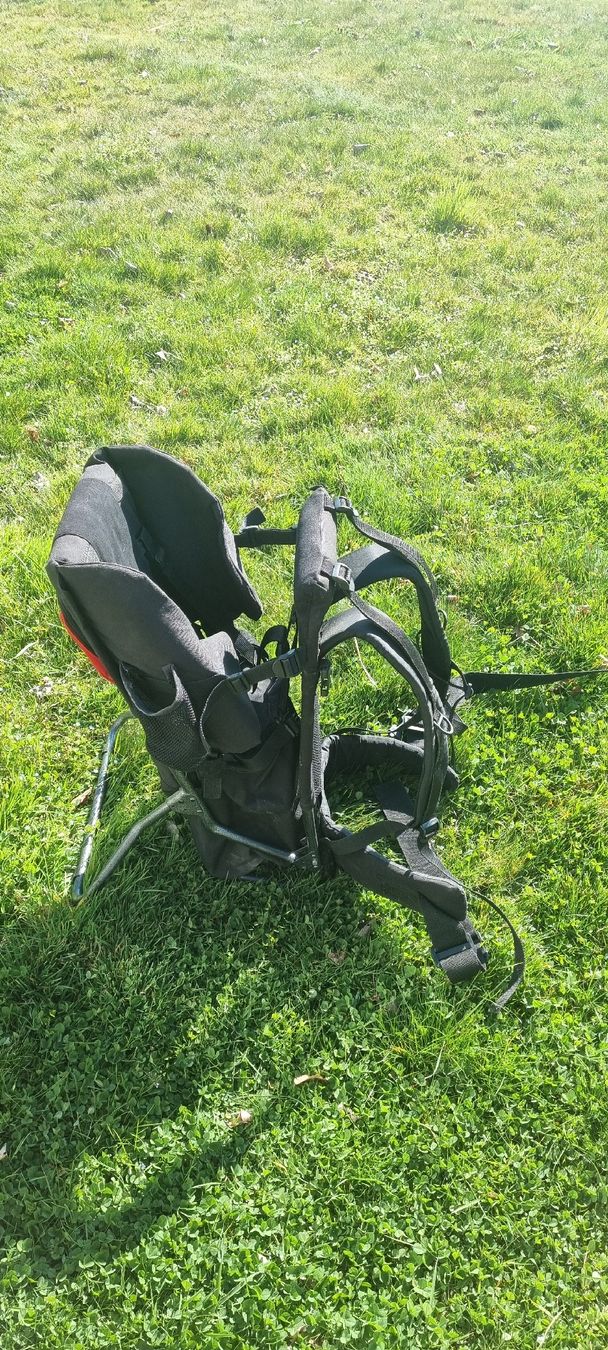 Marsupi portabebè: Porte-bébé pour randonnée – Usato da Neyruz FR venduto da Cuculixx 1