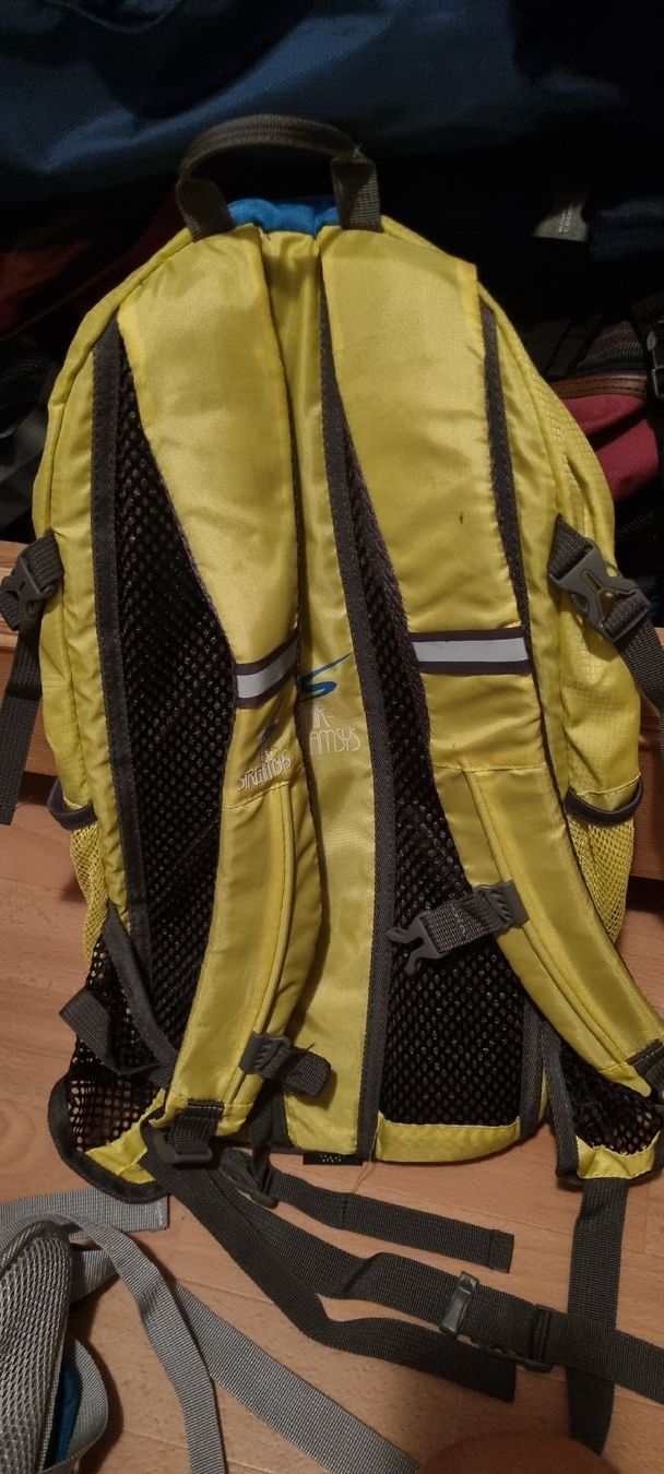 Rucksäcke: praktisch neuer Wanderrucksack – Gebraucht aus Wetzikon ZH von J-Freak94 1
