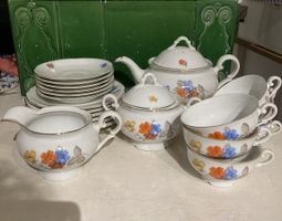 Tee- Kaffeeservice 12tlg. Blumendekor/Goldrand