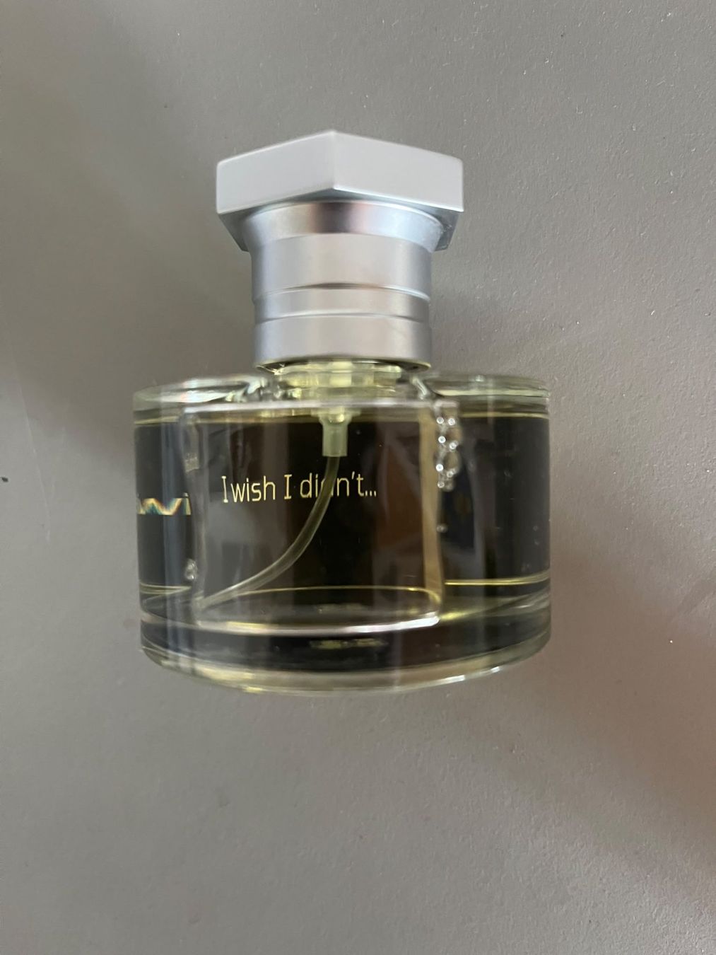 Parfum & Eau de Toilette: Toskovat Inexcusable evil, 2 mal gebraucht ca noch 58 ml. – Gebraucht aus Russikon von tim_9mts 3