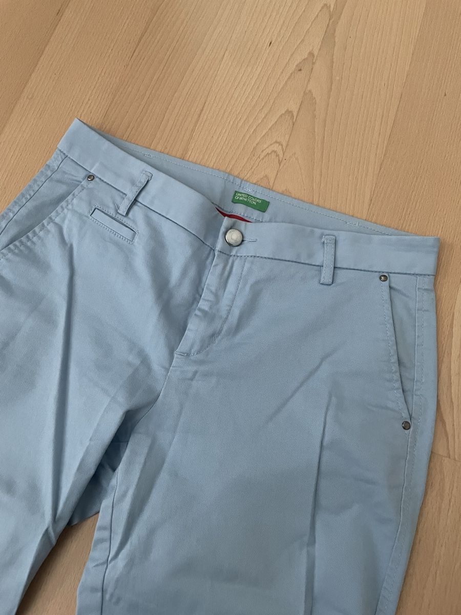 Benetton Pantaloni: Benetton Damenhose, hellblau, Gr. 34 – Usato da Bonstetten venduto da Aleksa75 1