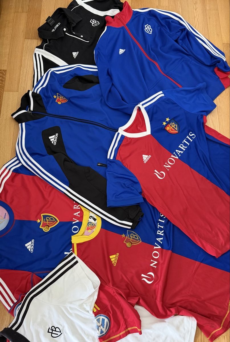 FC Basel Canottiere & Pantaloni: Fc Basel Adidas Nike Trikot Set  – Usato da Füllinsdorf venduto da hae_gt9l 3