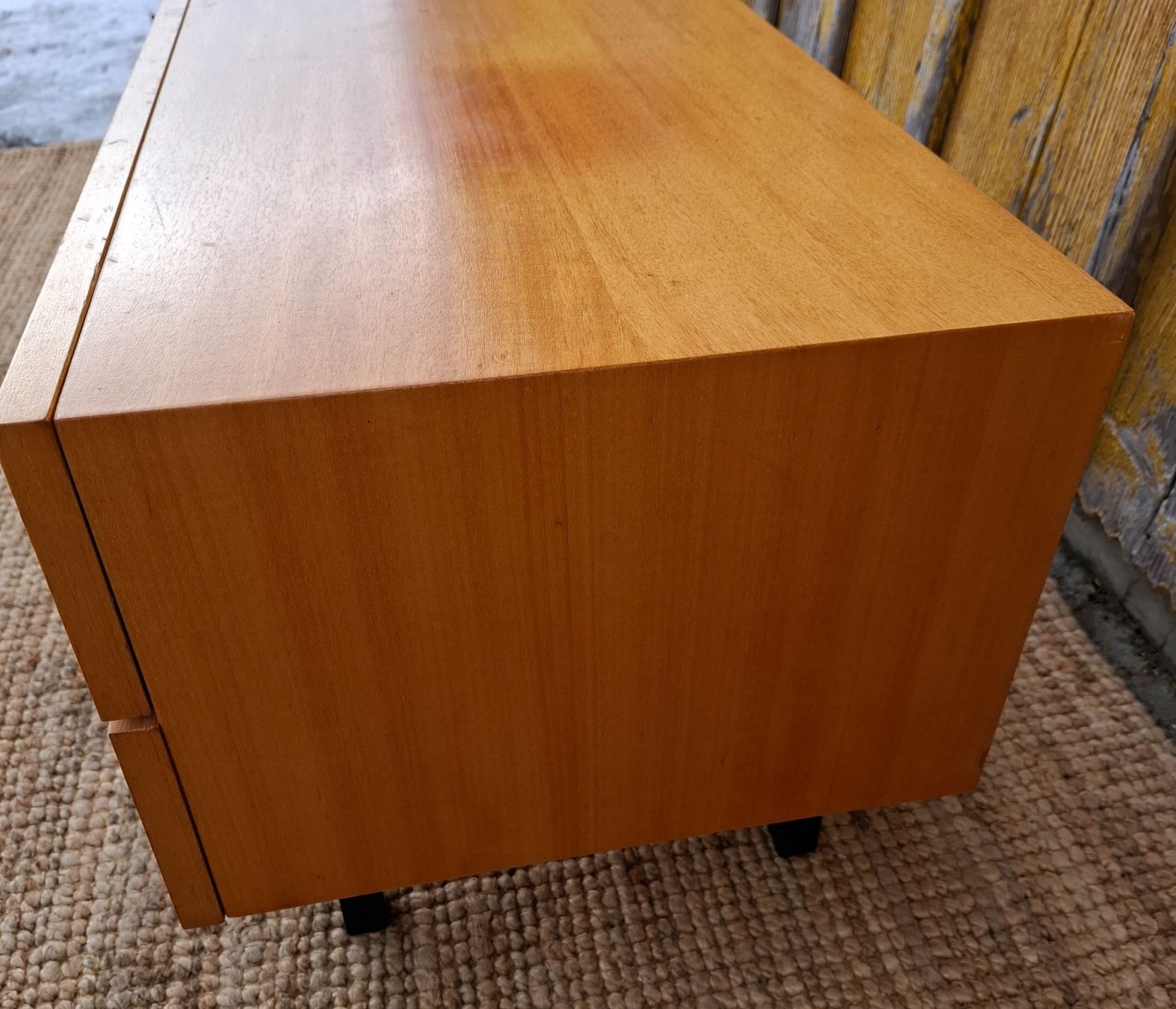Cassettiere: Mid Century Nachtisch/Mini Kommode – Usato da Haslen AI venduto da Vintagelix 1