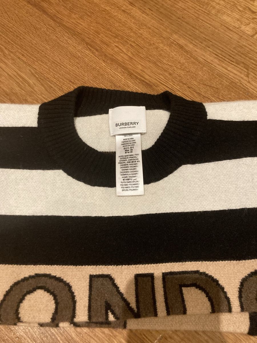 Burberry Foulard & Sciarpe: Burberry Schal/Pullover – Nuovo (secondo la descrizione) da Thalwil venduto da reb_8qv9 3