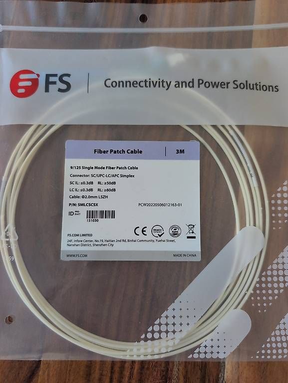 Kabel: Fiber Patch Cable 3m SC / UPC-LC / /APAC Simplex – Gebraucht aus Zürich von YogaMatt