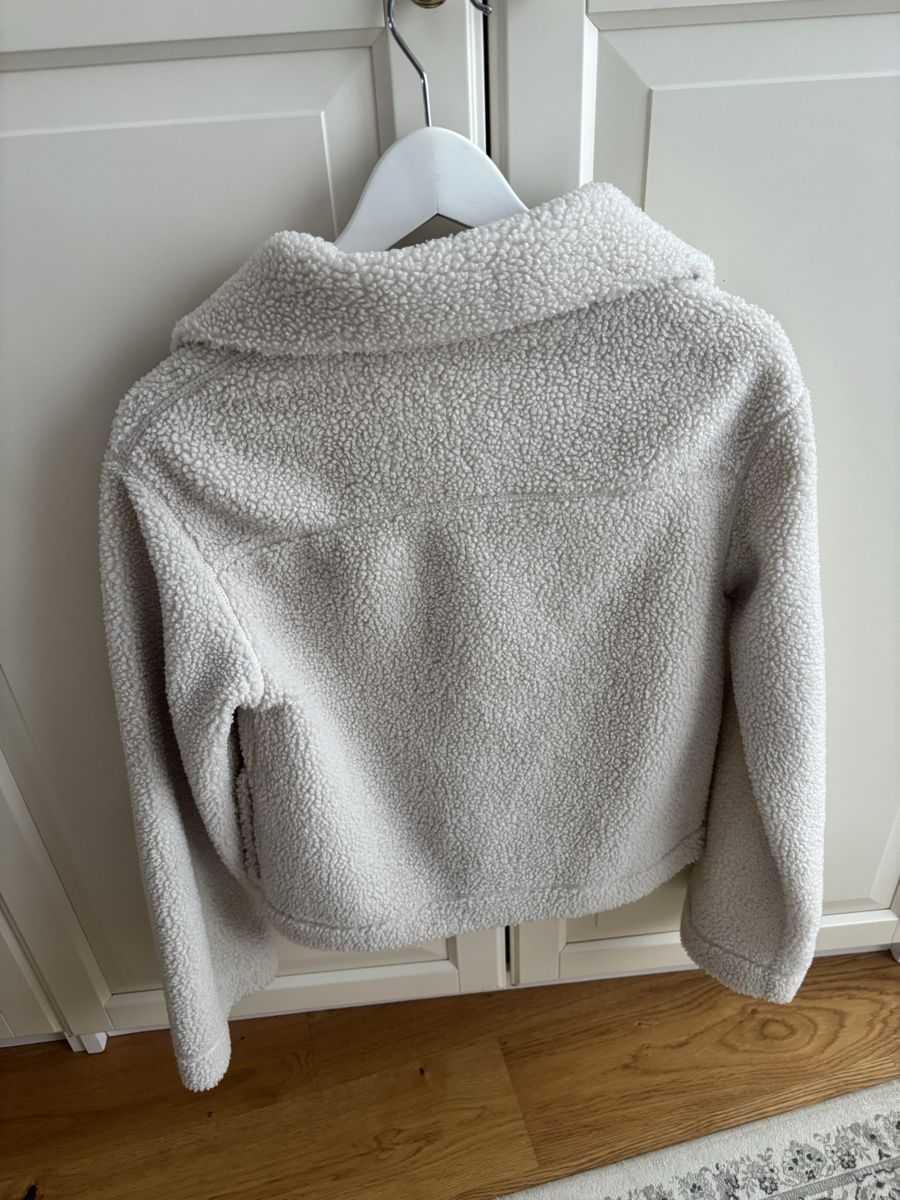 Vestes: Jacket in Beige Teddy – Neuf (Voir description) à Horgen par len_qjz9 2